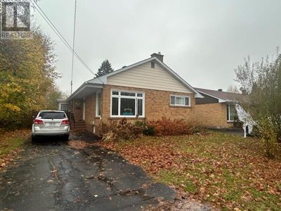 75 Glenholme Dr, Home with 3 bedrooms, 2 bathrooms and null parking in Sault Ste. Marie ON | Image 1