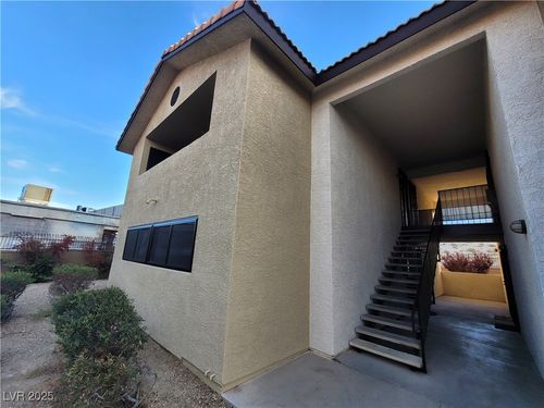 1038-2451 N Rainbow Blvd, Las Vegas, NV, 89108-4502 | Card Image