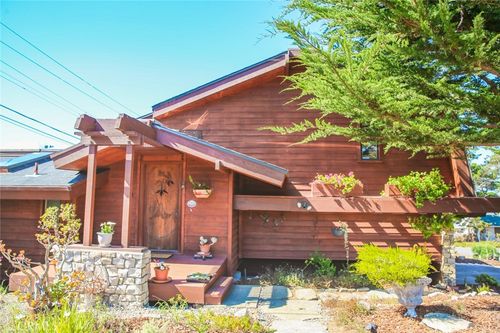 492 Dorset St, Cambria, CA, 93428-3233 | Card Image