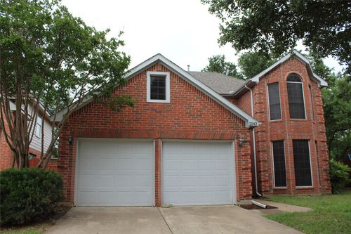 2243 Ellis Dr, Flower Mound, TX, 75028-7553 | Card Image