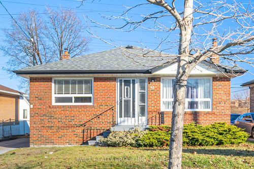 45 Redwater Drive, Etobicoke, ON, M9W1Z5 | Card Image