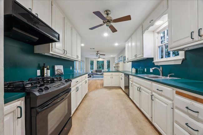 4012 Ridgelea Dr, House other with 2 bedrooms, 2 bathrooms and null parking in Austin TX | Image 13