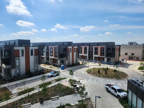 417-6 David Eyer Rd, Richmond Hill, ON, L4S0N5 | Card Image