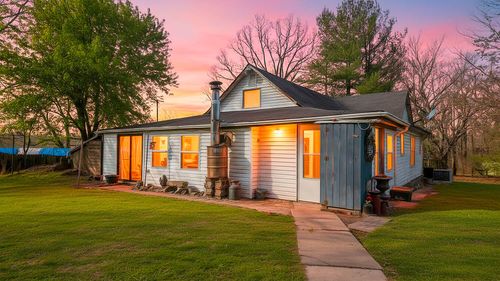 509 Old Cane Bluff Rd, Alton, MO, 65606-6277 | Card Image