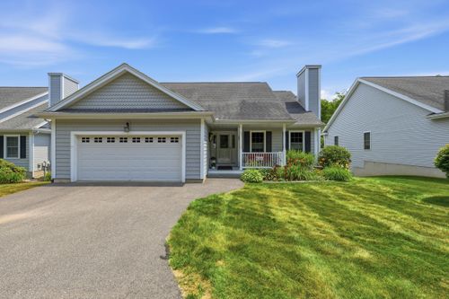 4-40 Carriage Ln, Brunswick, ME, 04011-7395 | Card Image