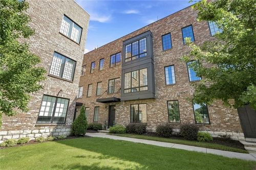 285 Castleberry Hill Walk Sw, Atlanta, GA, 30313-2510 | Card Image