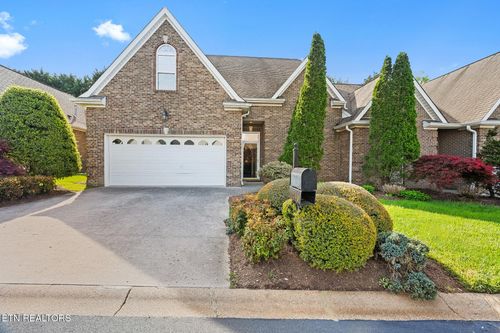 5216 Tazewell Pointe Way, Knoxville, TN, 37918-7521 | Card Image