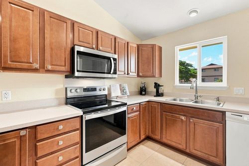 54 Waiapo St, Kihei, HI, 96753-7354 | Card Image