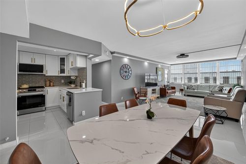 1022-1160 N Federal Hwy, Fort Lauderdale, FL, 33304-1412 | Card Image