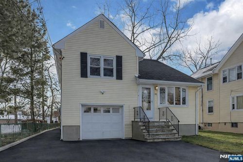 23 Diven St, Springfield, NJ, 07081-2801 | Card Image