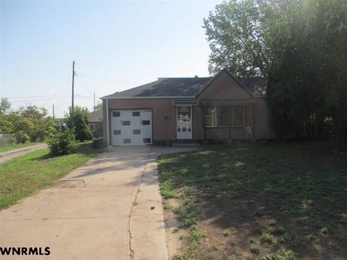 112 Spring Valley Ln, Gering, NE, 69341-1621 | Card Image