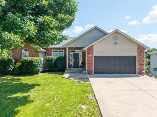 2208 Faulkner Ct, COLUMBIA, MO, 65202 | Card Image