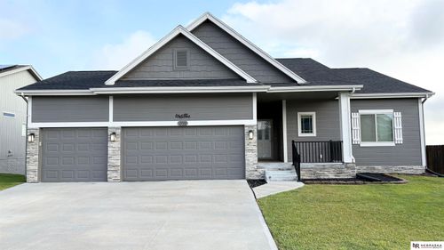 1710 Mesa St, Bellevue, NE, 68123-4921 | Card Image