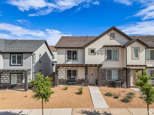 3217 E Elkhorn Ln, Washington, UT, 84780-3631 | Card Image