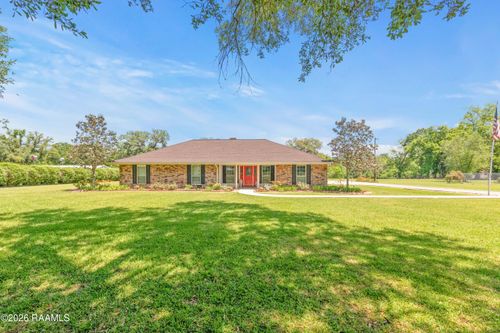 7711 Main Hwy, Saint Martinville, LA, 70582-7806 | Card Image