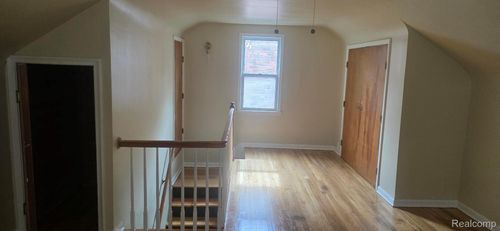 18446 Algonac St, Detroit, MI, 48234-3832 | Card Image