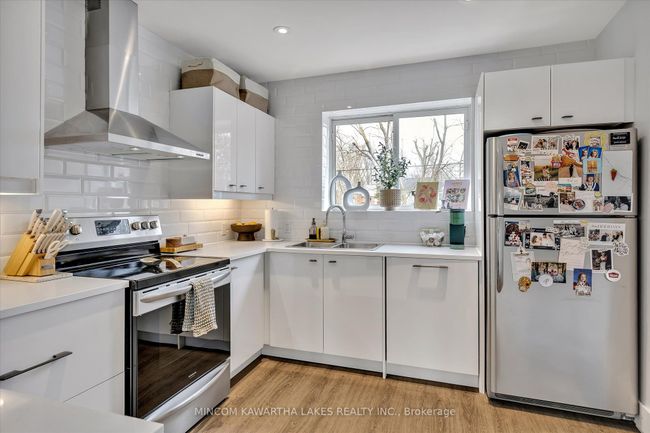 660 Romaine St, House other with 4 bedrooms, 2 bathrooms and 2 parking in Peterborough ON | Image 11
