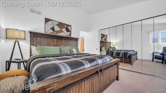 4013 Foxpointe Dr, Condo with 2 bedrooms, 3 bathrooms and null parking in West Bloomfield MI | Image 20