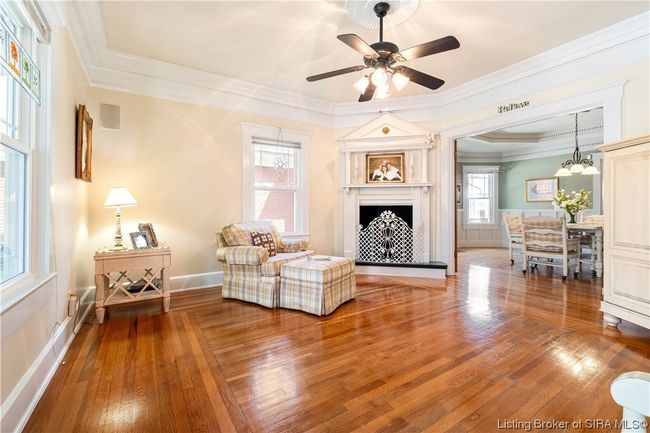 2014 E Oak St, Home with 3 bedrooms, 2 bathrooms and null parking in New Albany IN | Image 5