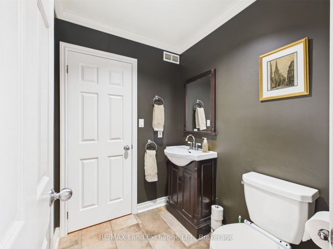 4 Eastwood Cres, House other with 3 bedrooms, 3 bathrooms and 4 parking in Tiverton ON | Image 15