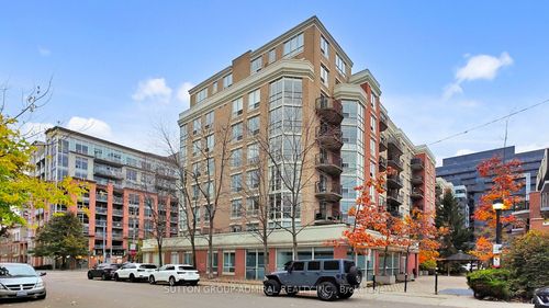 {{alt}} | Card Image