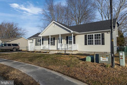 121 Courtney Ln, FELTON, DE, 19943-9535 | Card Image