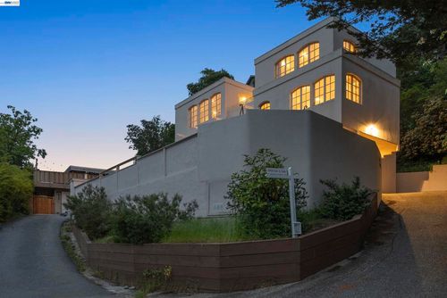 112 Sunset Ter, Scotts Valley, CA, 95066-3722 | Card Image