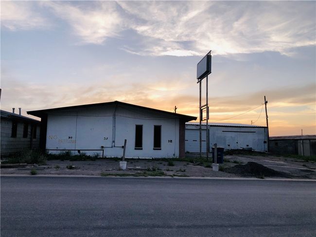 109 S Sun Ave, Home with 0 bedrooms, 0 bathrooms and null parking in Freer TX | Image 14