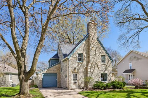 709 N Cumberland Drive, Waukesha, WI, 53188 | Card Image