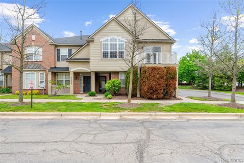 47408 Pembroke Dr, Canton, MI, 48188-7239 | Card Image
