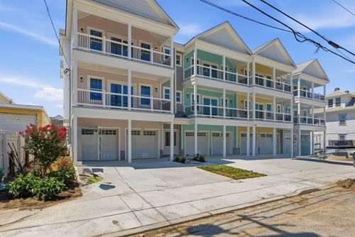 101-110 W Garfield Ave, Wildwood, NJ, 08260-1905 | Card Image