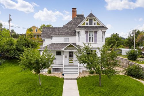 717 South St, Rapid City, SD, 57701-3634 | Card Image