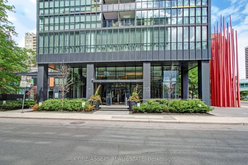 3803-110 Charles St E, Toronto, ON, M4Y1T5 | Card Image
