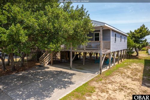 111 Carlow Ave, Kill Devil Hills, NC, 27948-7886 | Card Image