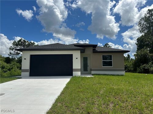 325 Broward Ave, LEHIGH ACRES, FL, 33974-9726 | Card Image