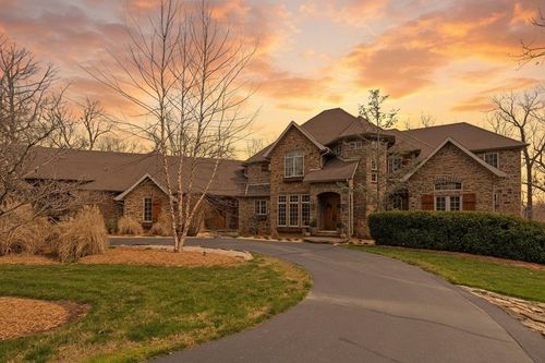 2332 N Farm Road 231, Strafford, MO, 65757-9007 | Card Image