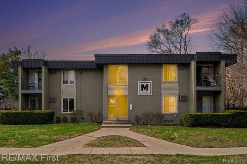 117-925 Laprairie St, Ferndale, MI, 48220-2475 | Card Image