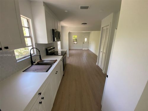 1-5028 Nw 3rd Ave, Miami, FL, 33127-2131 | Card Image