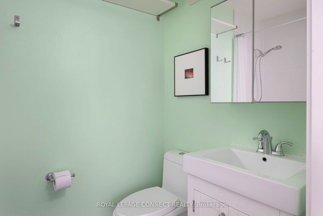 288 Sherbourne St, House attached with 9 bedrooms, 5 bathrooms and null parking in Toronto ON | Image 40