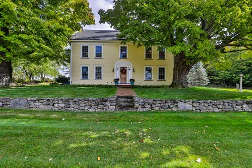 2541 Old Parade Road, Laconia, NH, 03246 | Card Image