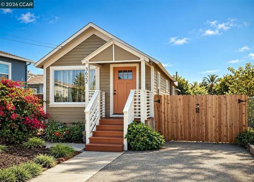 3622 Natalie Ct, Richmond, CA, 94805-1301 | Card Image