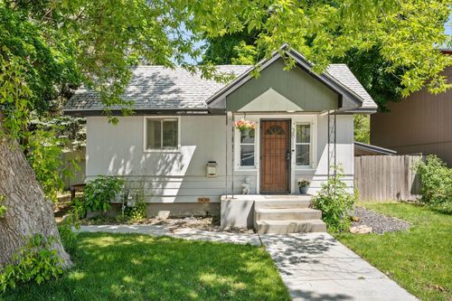 3811 E 25th Ave, Spokane, WA, 99223 | Card Image