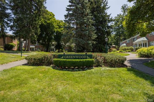 3-590 Bedford Rd, Pleasantville, NY, 10570-3356 | Card Image