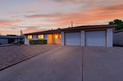 9429 Dona Marguerita Ave Ne, Albuquerque, NM, 87111-2528 | Card Image
