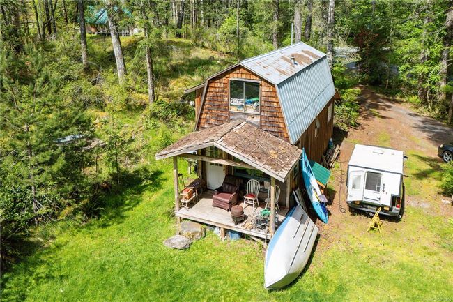 1827 Hyacinthe Bay Rd, same title. Separate driveway and well. | Image 88