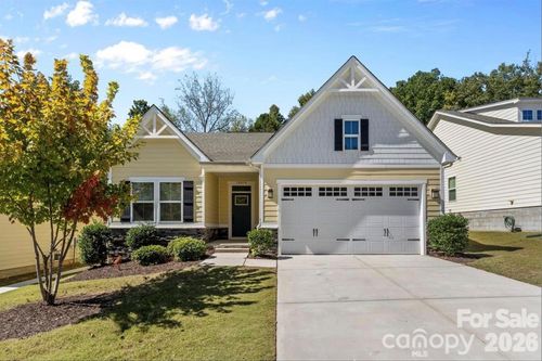 10050 Lilac Ct, Charlotte, NC, 28215-3272 | Card Image