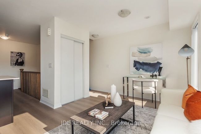 3 - 175 William Duncan Rd, Condo with 2 bedrooms, 2 bathrooms and 1 parking in North York ON | Image 13