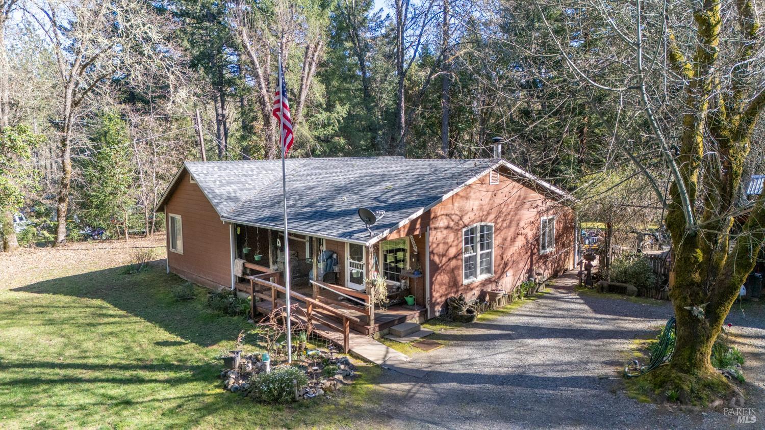 Residential in Laytonville
