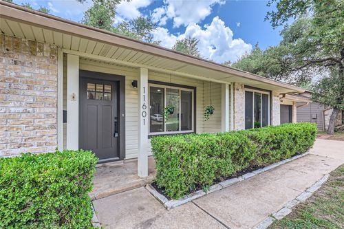 11601 Quarter Horse Trl, Austin, TX, 78750-1393 | Card Image