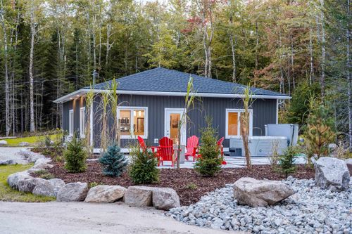 95 Forest Heights Rd, Vaughan, NS, B0N2T0 | Card Image